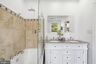 900 SE 12th Street SE, Washington, DC 20003 - Photo 28