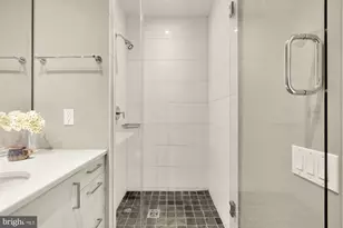 1177 22nd Street NW, Washington, DC 20037 - Photo 34