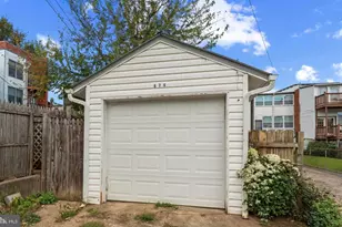 626 Otis Pl NW, Washington, DC 20010 - Photo 34