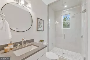 220 P St NW, Washington, DC 20001 - Photo 12