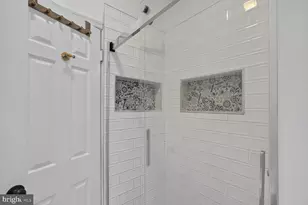 1317 Irving St NW, Washington, DC 20010 - Photo 16