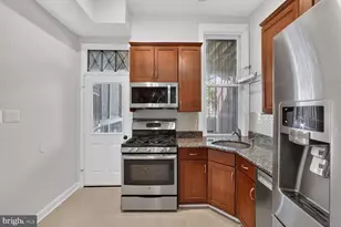 1317 Irving St NW, Washington, DC 20010 - Photo 12