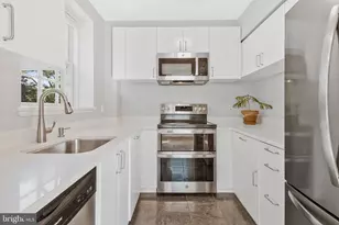 3460 39th St NW, Washington, DC 20016 - Photo 32