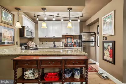 3900 Watson Place NW #B - G3G, Washington, DC 20016 - Photo 4