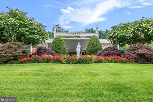 4201 Cathedral Ave NW, Washington, DC 20016 - Photo 2