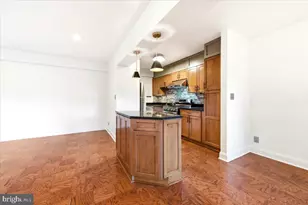 4201 Cathedral Ave NW, Washington, DC 20016 - Photo 16