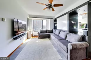 1 Scott Cir NW, Washington, DC 20036 - Photo 4