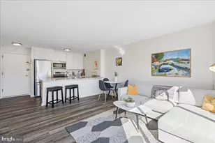 2501 Calvert St NW, Washington, DC 20008 - Photo 6