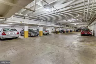 2501 Calvert St NW, Washington, DC 20008 - Photo 22