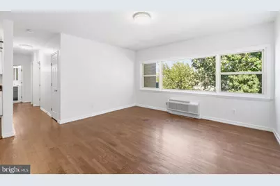 604 Longfellow Street NW #401, Washington, DC 20011 - Photo 2