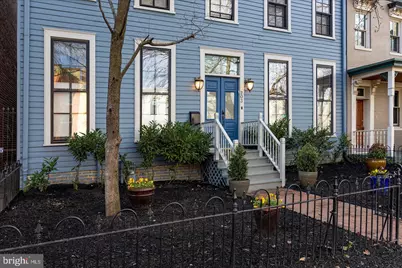 203 9th Street SE, Washington, DC 20003 - Photo 2