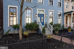 203 9th St SE, Washington, DC 20003 - Photo 2