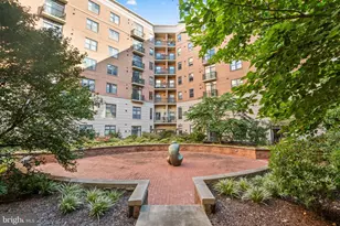 1111 25th St NW, Washington, DC 20037 - Photo 16