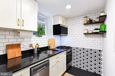 718 Park Road NW #2, Washington, DC 20010 - Photo 6