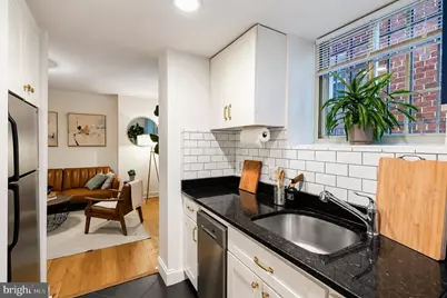 718 Park Road NW #2, Washington, DC 20010 - Photo 4