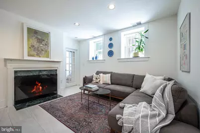 1807 California Street NW #T5, Washington, DC 20009 - Photo 2