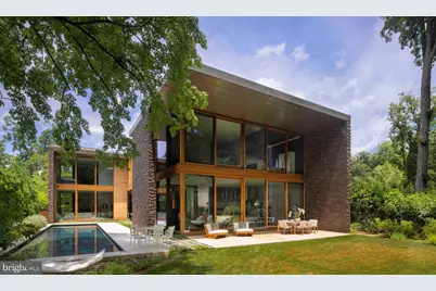 3125 Chain Bridge Road NW, Washington, DC 20016 - Photo 2