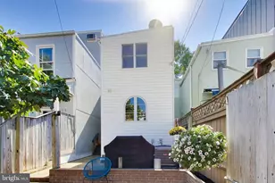 1427 Swann St NW, Washington, DC 20009 - Photo 26