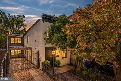 407 Independence Ave SE, Washington, DC 20003 - Photo 1