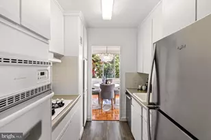 4000 Tunlaw Rd NW, Washington, DC 20007 - Photo 10
