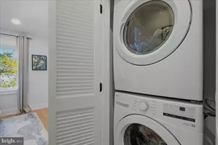 2701 Woodley Pl NW, Washington, DC 20008 - Photo 22
