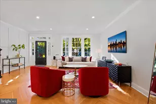 2701 Woodley Pl NW, Washington, DC 20008 - Photo 4