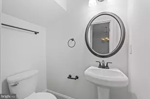 1324 Buchanan St NW, Washington, DC 20011 - Photo 14