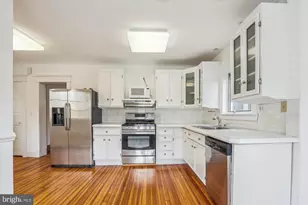 4114 Fessenden St NW, Washington, DC 20016 - Photo 10