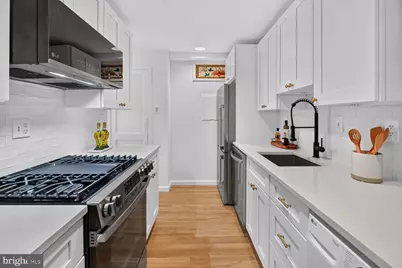 2038 18th Street NW #101, Washington, DC 20009 - Photo 10