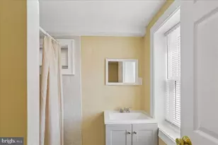 5391 Chillum Pl NE, Washington, DC 20011 - Photo 36
