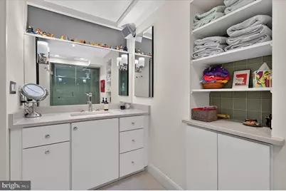 1330 New Hampshire Avenue NW #713, Washington, DC 20036 - Photo 34