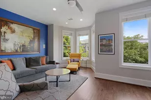928 T St NW, Washington, DC 20001 - Photo 2