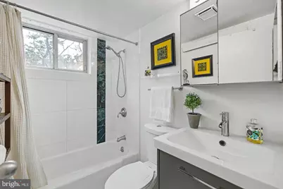 2710 Macomb Street NW #310, Washington, DC 20008 - Photo 28