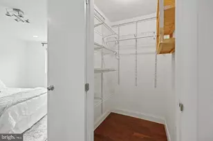 2710 Macomb St NW, Washington, DC 20008 - Photo 26