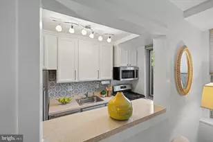 4200 Cathedral Ave NW, Washington, DC 20016 - Photo 8