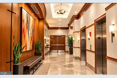 777 7th NW #424, Washington, DC 20001 - Photo 2
