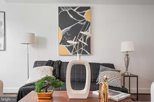 824 20th St NE, Washington, DC 20002 - Photo 2