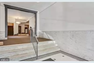1840 Mintwood Place NW #202, Washington, DC 20009 - Photo 2
