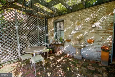 154 11th Street SE, Washington, DC 20003 - Photo 52