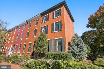 154 11th Street SE, Washington, DC 20003 - Photo 2