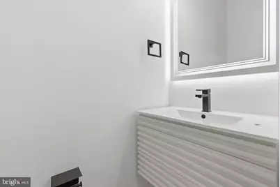 1140 Oates Street NE #201, Washington, DC 20002 - Photo 26