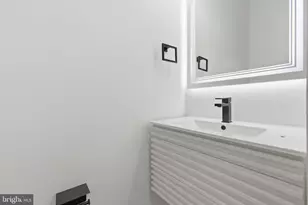 1140 Oates St NE, Washington, DC 20002 - Photo 26