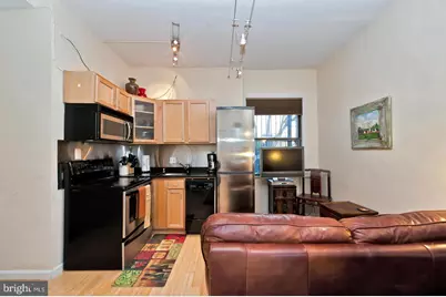 1822 15th Street NW #205, Washington, DC 20009 - Photo 2