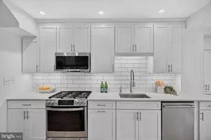 2444 Huidekoper Pl NW, Washington, DC 20007 - Photo 8