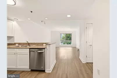 777 7th Street NW #1017, Washington, DC 20001 - Photo 8