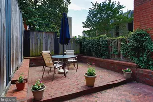 1511 22nd St NW, Washington, DC 20037 - Photo 18