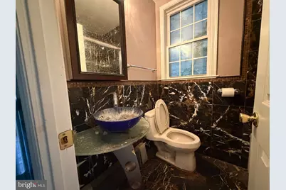 1231 33rd Street NW, Washington, DC 20007 - Photo 6