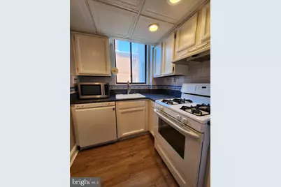 2610 Tunlaw Road NW #103, Washington, DC 20007 - Photo 10