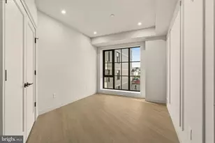 2121 Ward Pl NW, Washington, DC 20037 - Photo 10