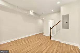 113 15th St SE, Washington, DC 20003 - Photo 4